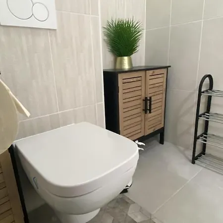 Linaland - Charming Near Paris *